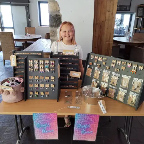 Marblo Meinir – From raising spirits to raising money